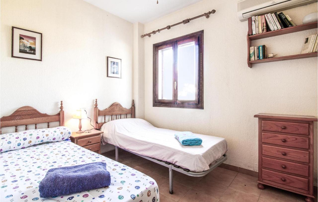 Lovely Home In Santa Pola With Kitchen Eksteriør bilde