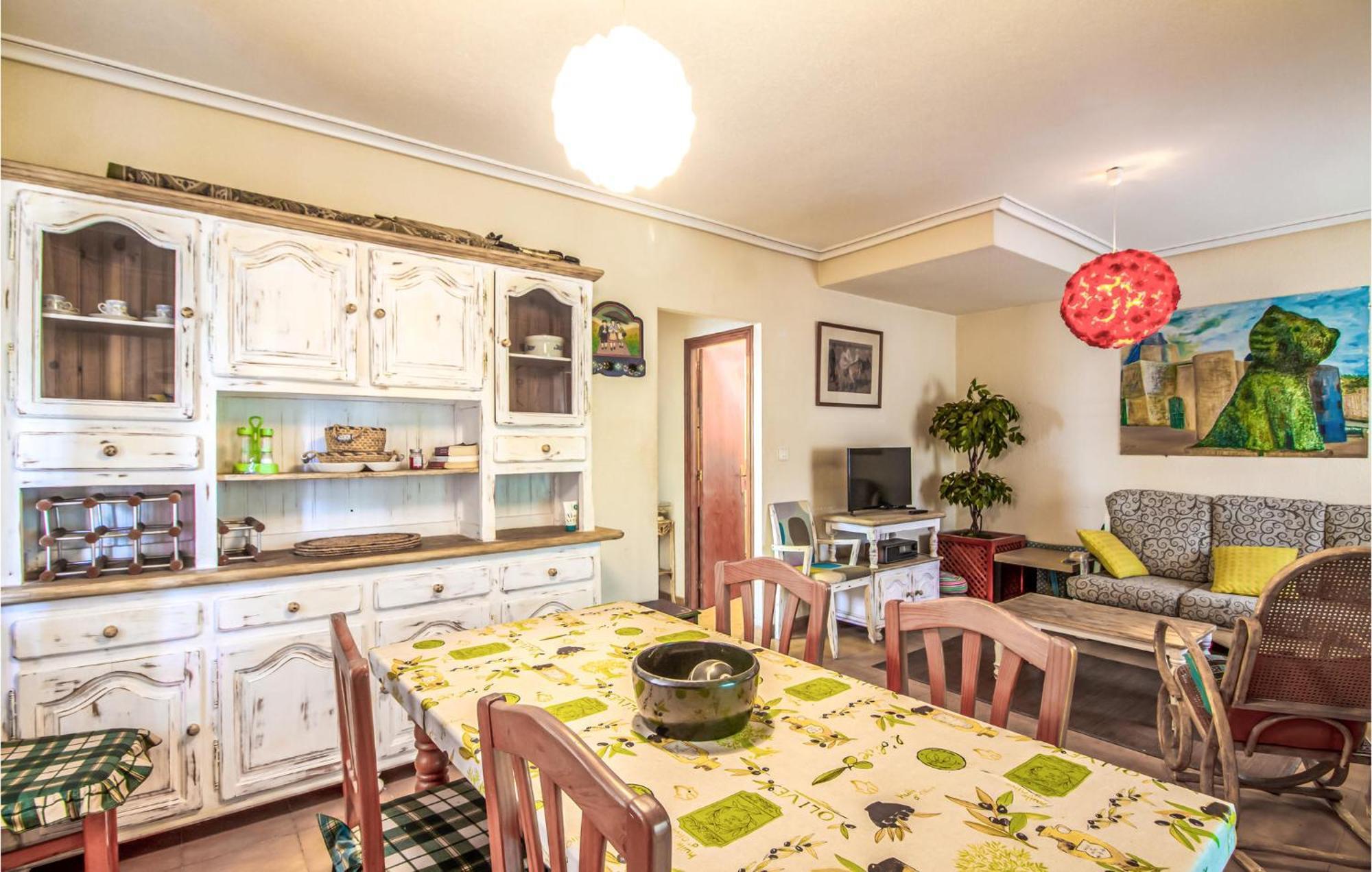 Lovely Home In Santa Pola With Kitchen Eksteriør bilde